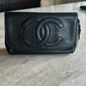 Chanel cosmetic pouch